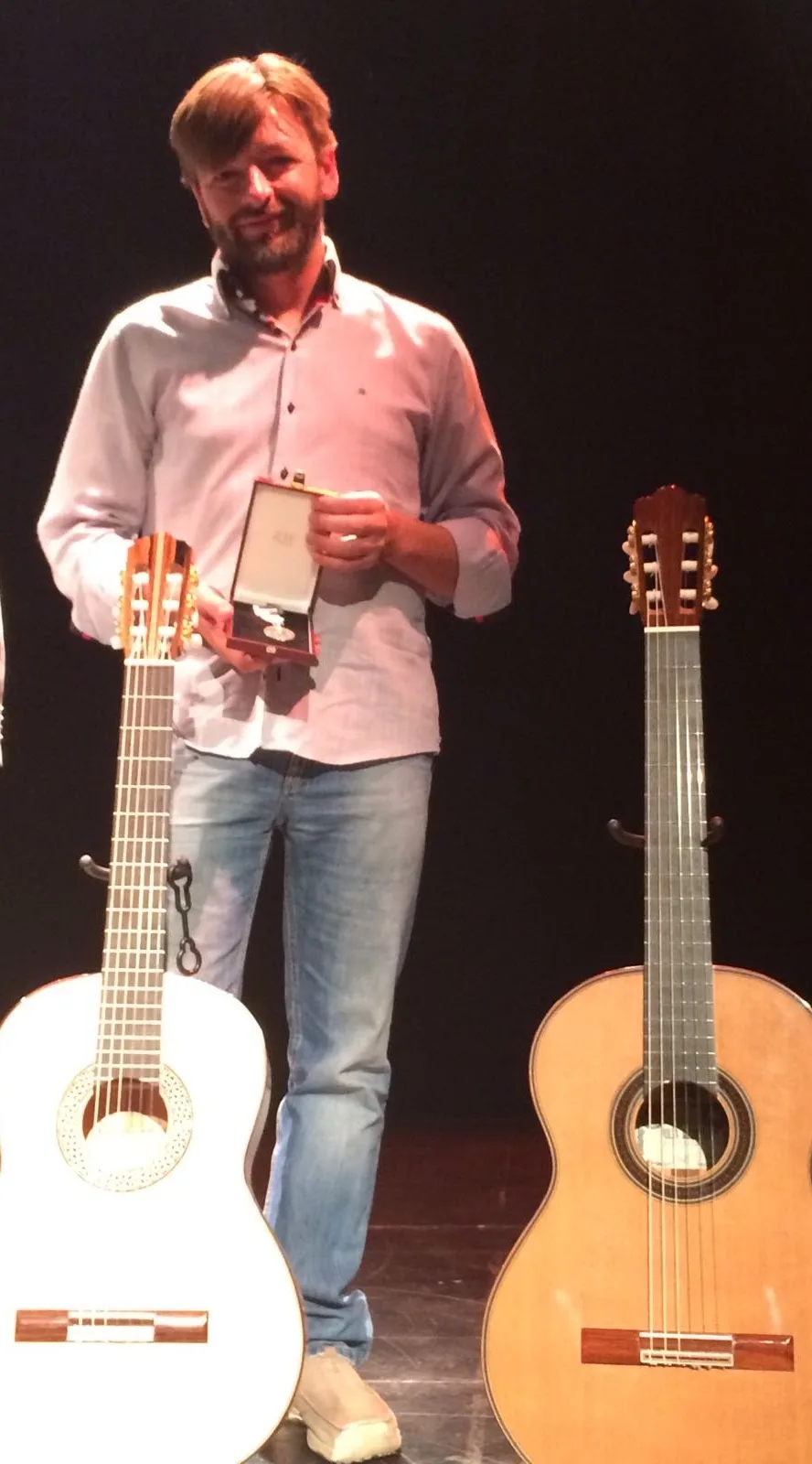 Óscar Muñoz, guitarrero granadino